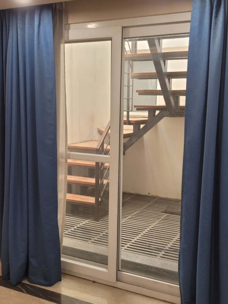 undefined, sukhdev vihar 4 Bedroom 2750 Sq.Ft. Builder Floor In Sukhdev Vihar Delhi 8716868