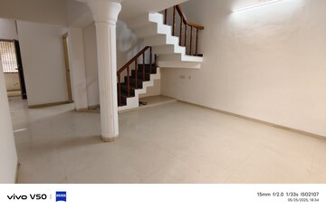 Room in 3 BHK Independent House at Saiyed Vasna – for Sale
