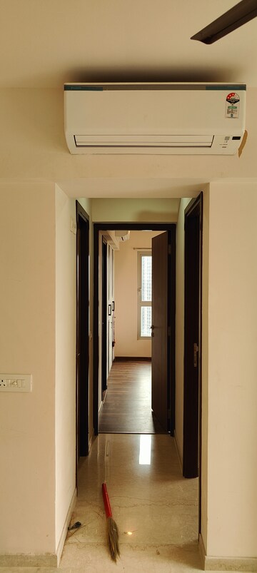 2 BHK Apartment For Rent in Piramal Vaikunth, Balkum Pada