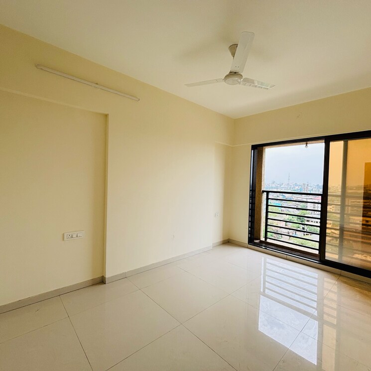 Room, sunraj-supreme 1 Bedroom 525 Sq.Ft. Apartment In Pisawali N V Thane 8716878
