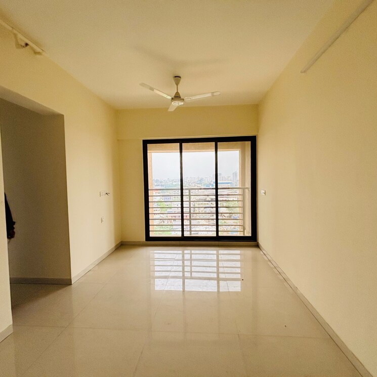 Room, sunraj-supreme 1 Bedroom 525 Sq.Ft. Apartment In Pisawali N V Thane 8716878