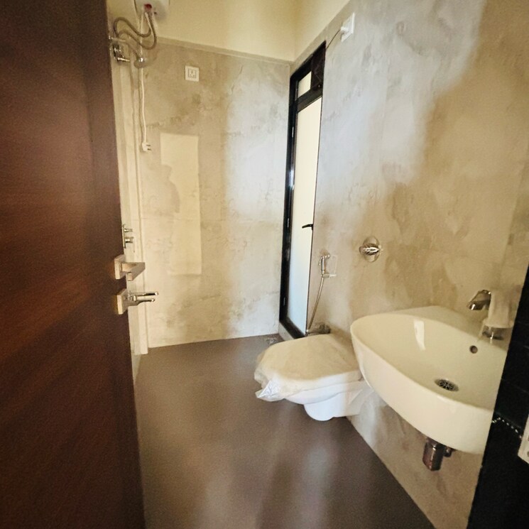 Bathroom, sunraj-supreme 1 Bedroom 525 Sq.Ft. Apartment In Pisawali N V Thane 8716878