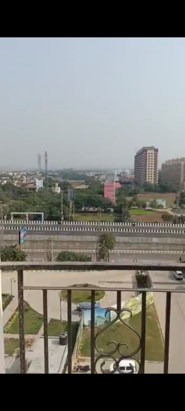 Exterior View, signature-the-serenas 2 Bedroom 614 Sq.Ft. Apartment In Sohna Sector 36 Gurgaon 8716888