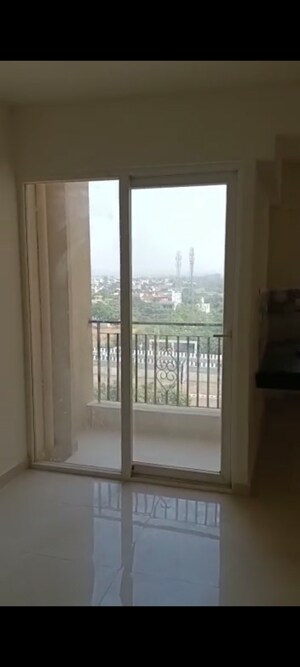 Room in 2 BHK Apartment at Signature The Serenas, Sohna Sector 36 – for Sale