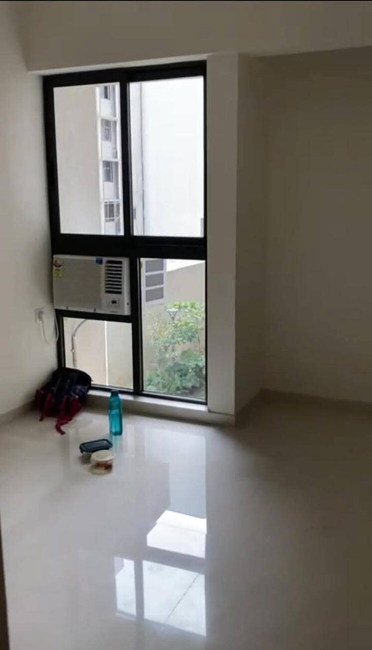 Bedroom, lodha-crown-quality-homes 1 Bedroom 500 Sq.Ft. Apartment In Majiwada Thane 8716894