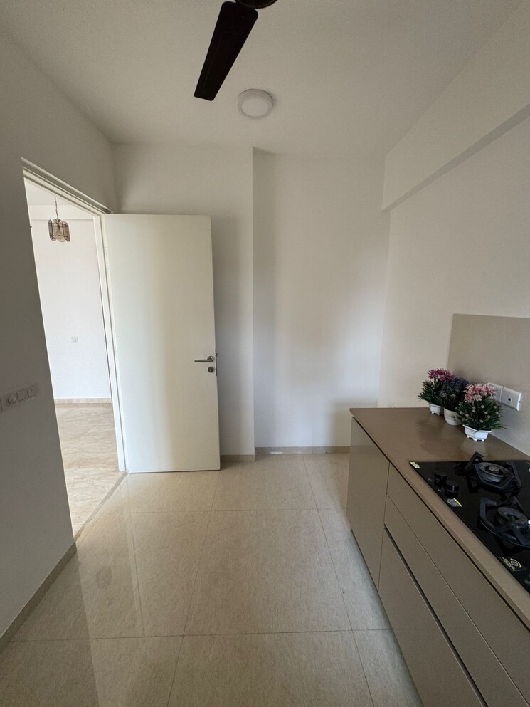 Room, hiranandani-delanna 2 Bedroom 703 Sq.Ft. Apartment In Ghodbunder Road Thane 8716901