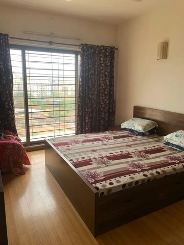 Master Bedroom in 3 BHK Apartment at Kool Homes Solitaire I, Kondhwa – for Rent