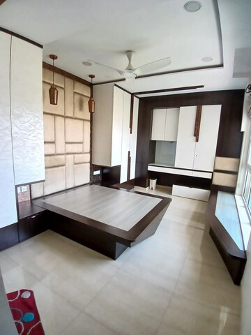 Bedroom in 3 BHK Apartment at Hiranandani Meadows, Manpada – for Rent