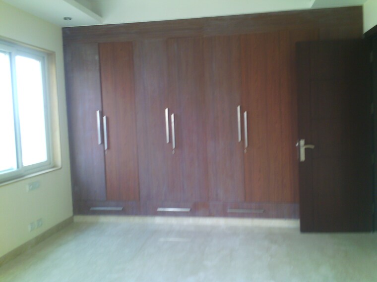 Room, jasola 4 Bedroom 3000 Sq.Ft. Builder Floor In Jasola Delhi 8716945