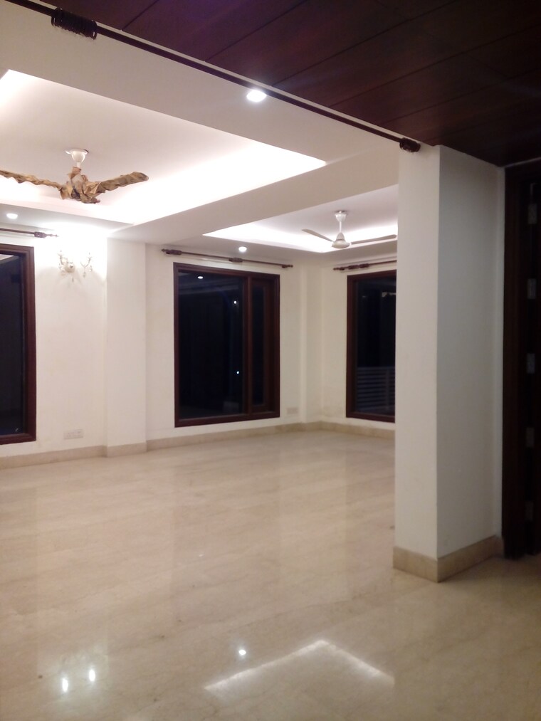 Room, jasola 4 Bedroom 2700 Sq.Ft. Builder Floor In Jasola Delhi 8716946
