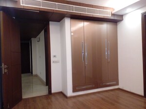 Room in 4 BHK Builder Floor at Jasola – for Sale