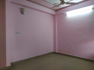 Room in 1 BHK Apartment at Molarband – for Sale
