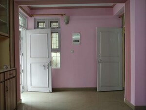 Room in 1 BHK Apartment at Molarband – for Sale