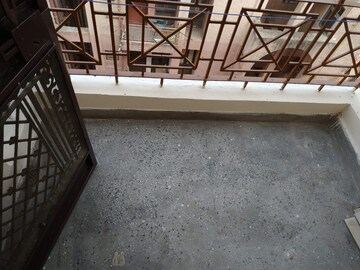 Balcony in 1 BHK Apartment at Molarband – for Rent