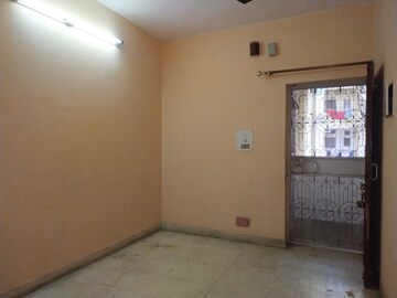 Room in 2 BHK Apartment at Jasola – for Sale
