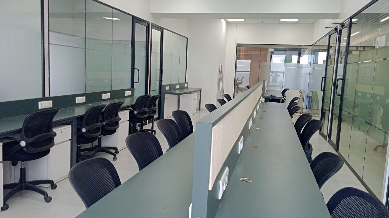 Office Space in IT/SEZ For Rent in Mani Casadona