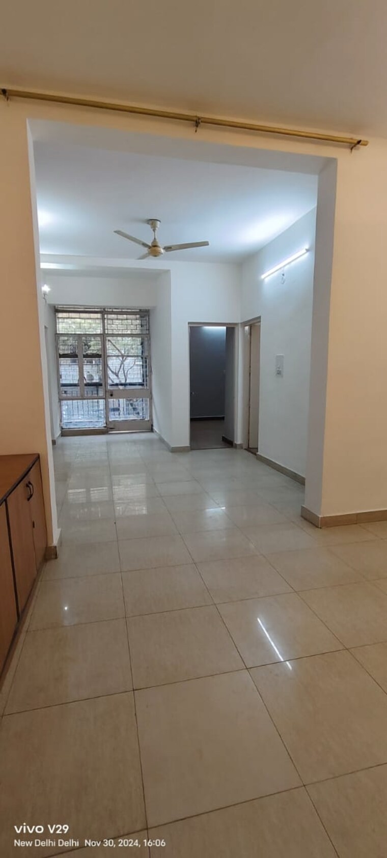Room, rwa-jasola-sector-7 3 Bedroom 1400 Sq.Ft. Apartment In Jasola Delhi 8716957