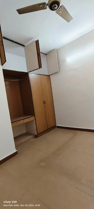 Room in 3 BHK Apartment at RWA Jasola Sector 7, Jasola – for Sale