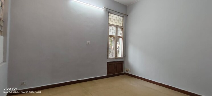 Room, rwa-jasola-sector-7 3 Bedroom 1400 Sq.Ft. Apartment In Jasola Delhi 8716957