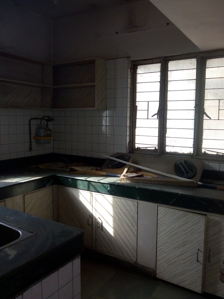 Kitchen, rwa-jasola-sector-8-sfs-flat 3 Bedroom 1400 Sq.Ft. Apartment In Jasola Delhi 8716959