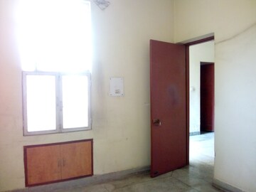 Room in 3 BHK Apartment at RWA Jasola Sector 8 SFS Flat, Jasola – for Sale