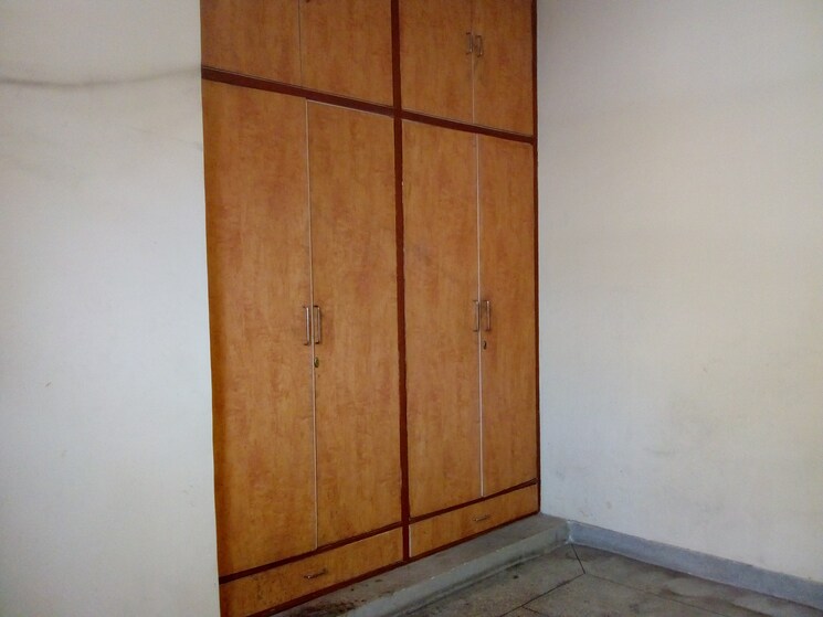 Room, rwa-jasola-sector-8-sfs-flat 3 Bedroom 1400 Sq.Ft. Apartment In Jasola Delhi 8716959