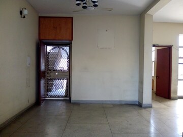 Room in 3 BHK Apartment at RWA Jasola Sector 8 SFS Flat, Jasola – for Sale