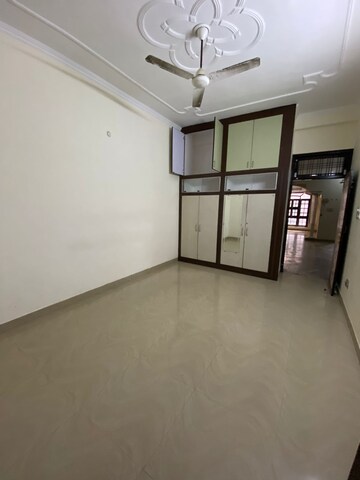 Room in 3 BHK Independent House at Gomti Nagar – for Rent