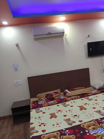 Bedroom in 1 BHK Villa at Aliganj – for Rent