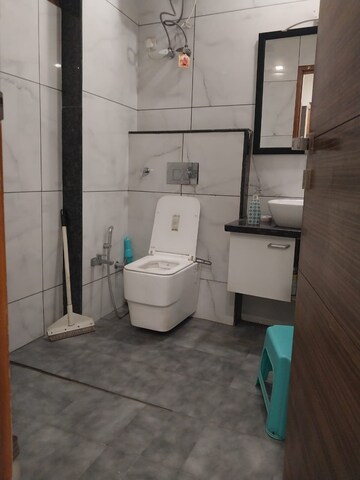 Bathroom in 2.5 BHK Apartment at Navbharat Apartments, Paschim Vihar – for Rent