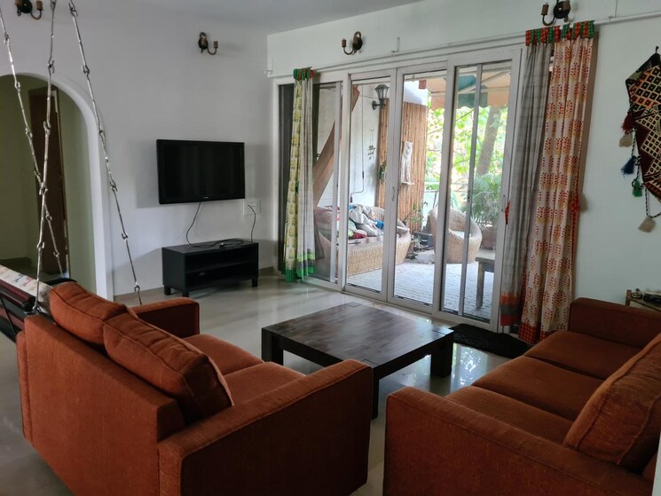 Living Room, darode-jog-blossom-bouleward 3 Bedroom 1800 Sq.Ft. Apartment In Koregaon Park Pune 8717025