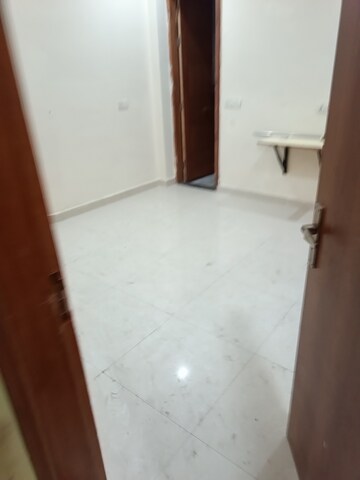 Room in 3 BHK Independent House at Prime City Greater Noida, Sector 3 Greater Noida – for Rent