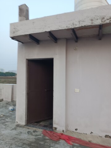Building Lobby in 3 BHK Independent House at Prime City Greater Noida, Sector 3 Greater Noida – for Rent