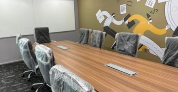 Bedroom in  Office Space at Dynasty Business Park, Andheri East – for Rent