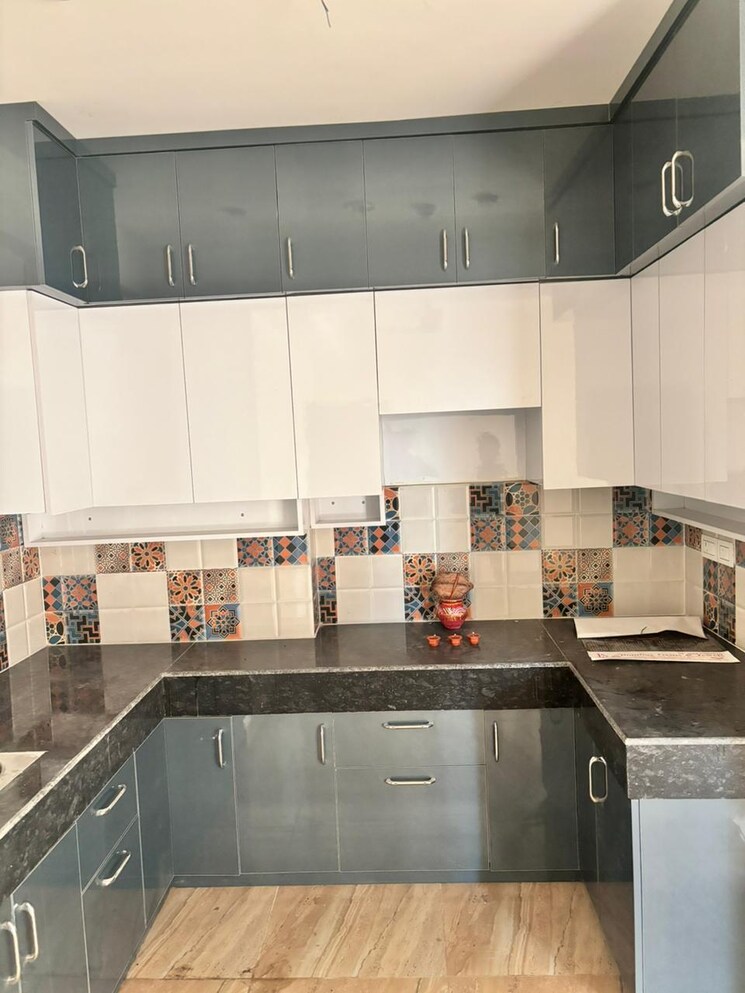 Kitchen, alpha-1-rwa 3 Bedroom 200 Sq.Mt. Independent House In Alpha 1 Greater Noida Greater Noida 8717061