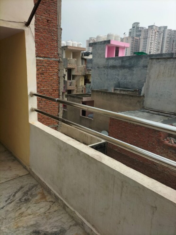 Balcony, vaishali sector 3 1 RK 400 Sq.Ft. Builder Floor In Vaishali Sector 3 Ghaziabad 8714674