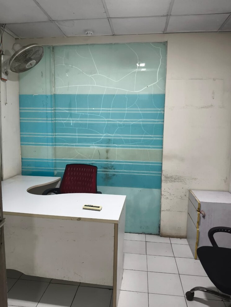 Floor Plan, sector 16 Commercial Office Space 1000 Sq.Ft. In Sector 16 Noida 8717094