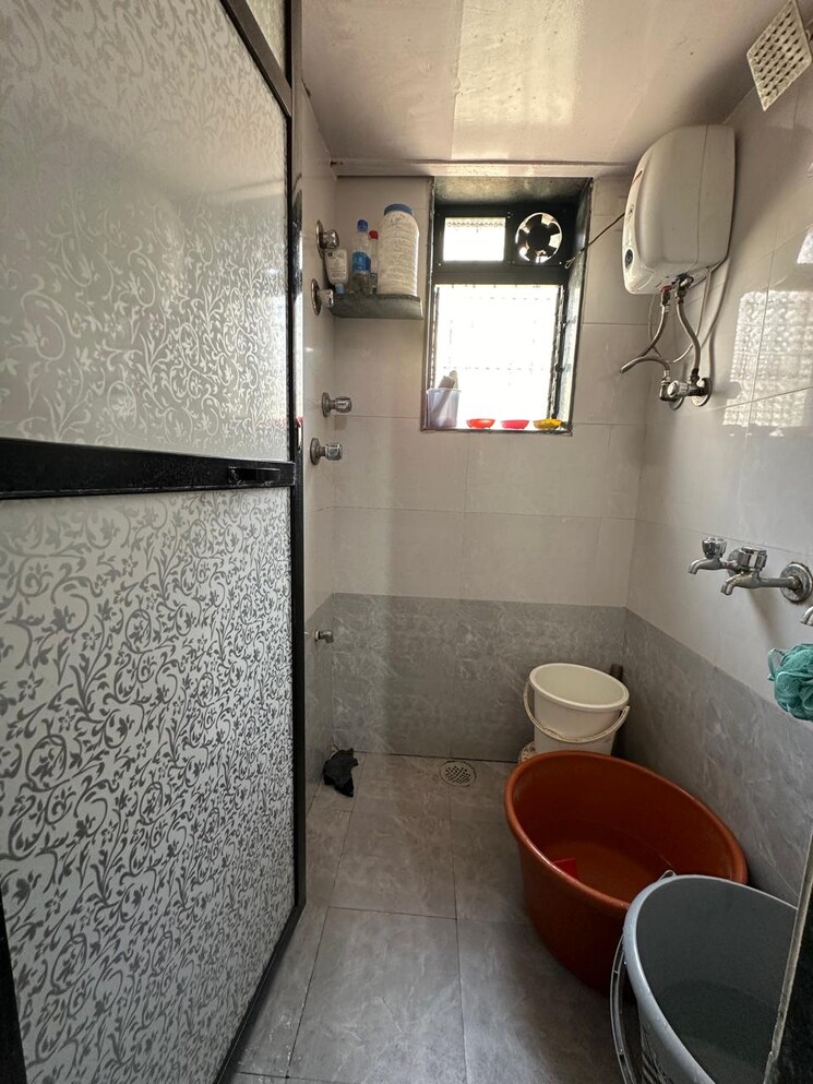 Bathroom, dombivli west Studio 350 Sq.Ft. Apartment In Dombivli West Thane 8717110
