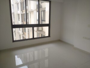 Room in 2 BHK Apartment at Sheth Irene, Malad West – for Sale