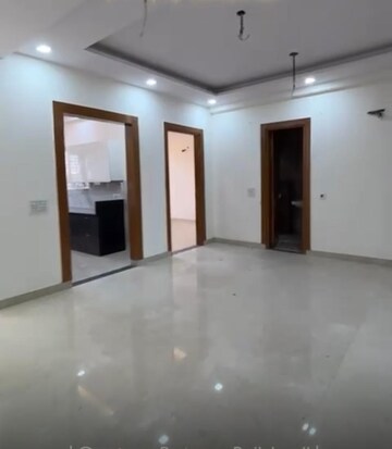 Room in 1 BHK Apartment at Auric City Homes, Sector 82 – for Sale