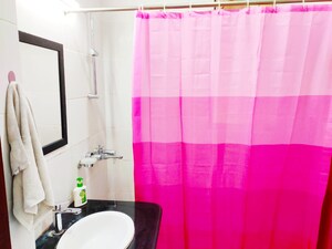 Bathroom in 3 BHK Apartment at Omaxe Heights II, Gomti Nagar – for Sale
