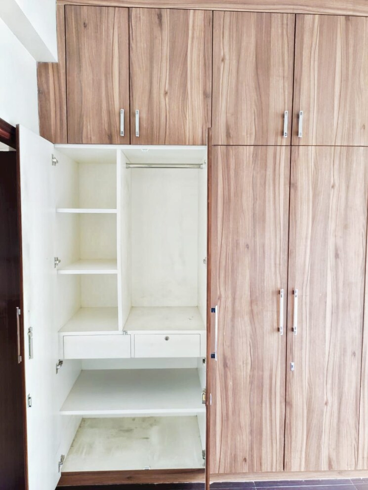 Bathroom, omaxe-heights-ii 3 Bedroom 1500 Sq.Ft. Apartment In Gomti Nagar Lucknow 8717233