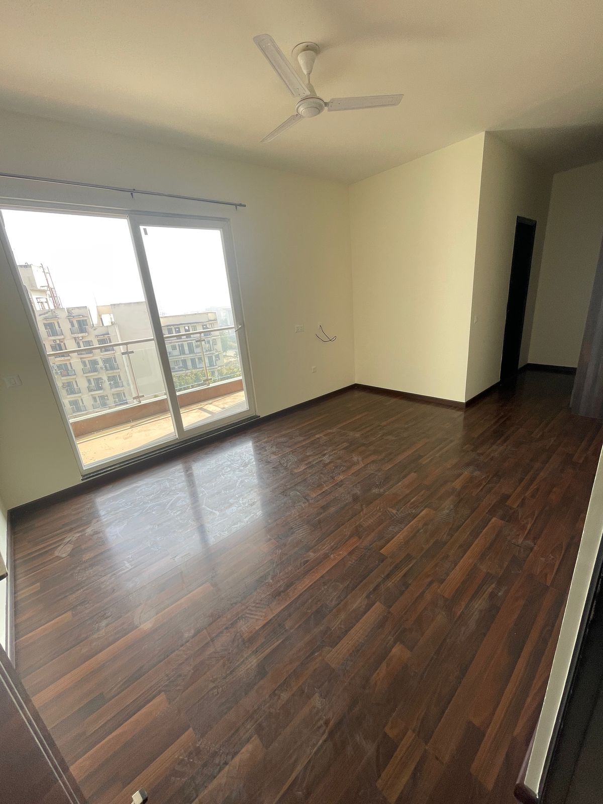 2 BHK Apartment For Sale in Suncity Avenue 76