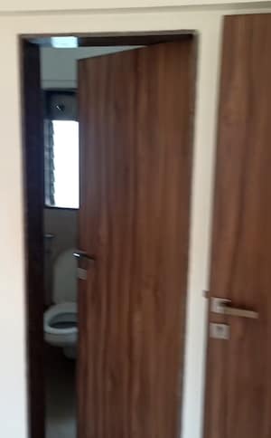 Furnished Amenities in 2 BHK Apartment at Platinum Prive, Andheri West – for Sale