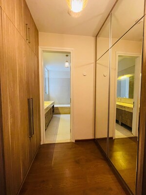 Bathroom in 5 BHK Apartment at Delhi Gurgaon Expressway – for Sale