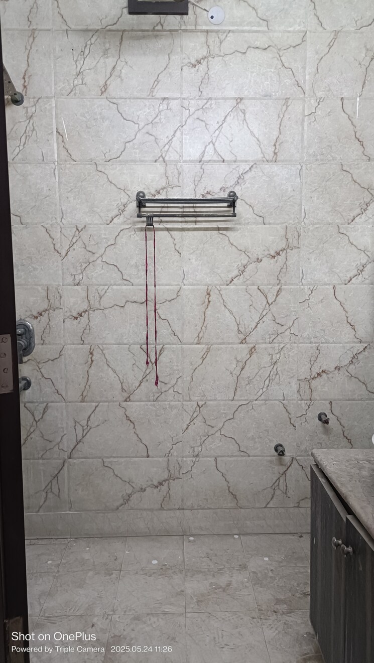 Bathroom, ashoka-enclave-3 4 Bedroom 300 Sq.Yd. Builder Floor In Sector 35 Faridabad 8717361