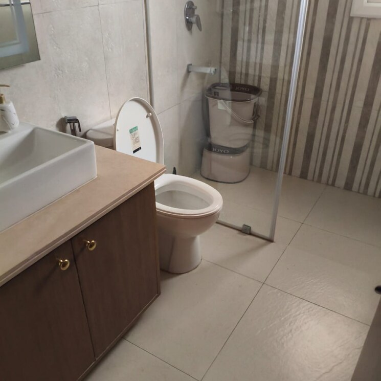 Bathroom, central-park-flower-valley-aqua-front-towers 3.5 Bedroom 1789 Sq.Ft. Apartment In Sohna Sector 33 Gurgaon 8717364