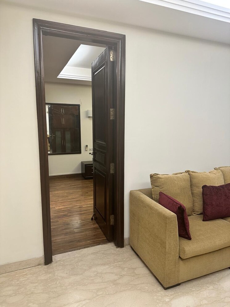 Room, panchsheel park 1 Bedroom 450 Sq.Ft. Builder Floor In Panchsheel Park Delhi 8717443