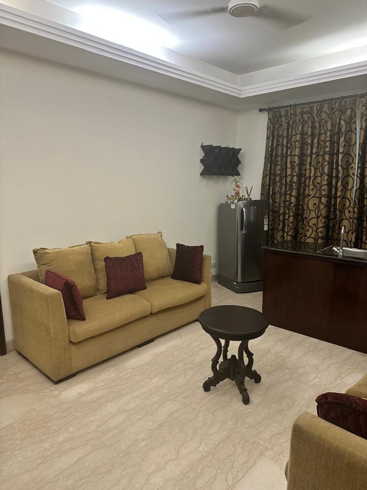 Living Room, panchsheel park 1 Bedroom 450 Sq.Ft. Builder Floor In Panchsheel Park Delhi 8717443