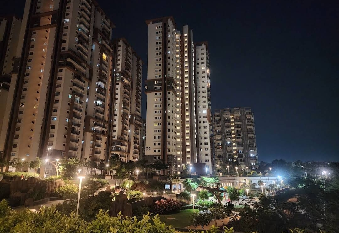 3 BHK 1550 Sq.Ft. Apartment in Indu Fortune Fields Gardenia